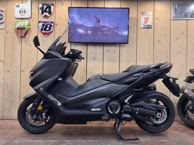 YAMAHA XP T-MAX 560 TECH MAX 4