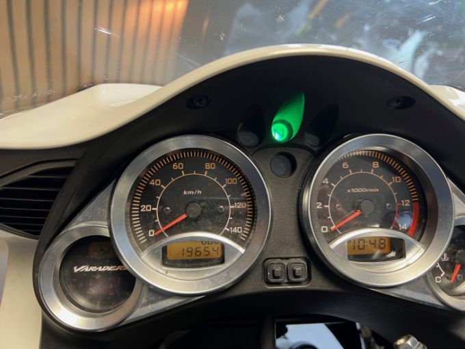 HONDA VARADERO 125 4
