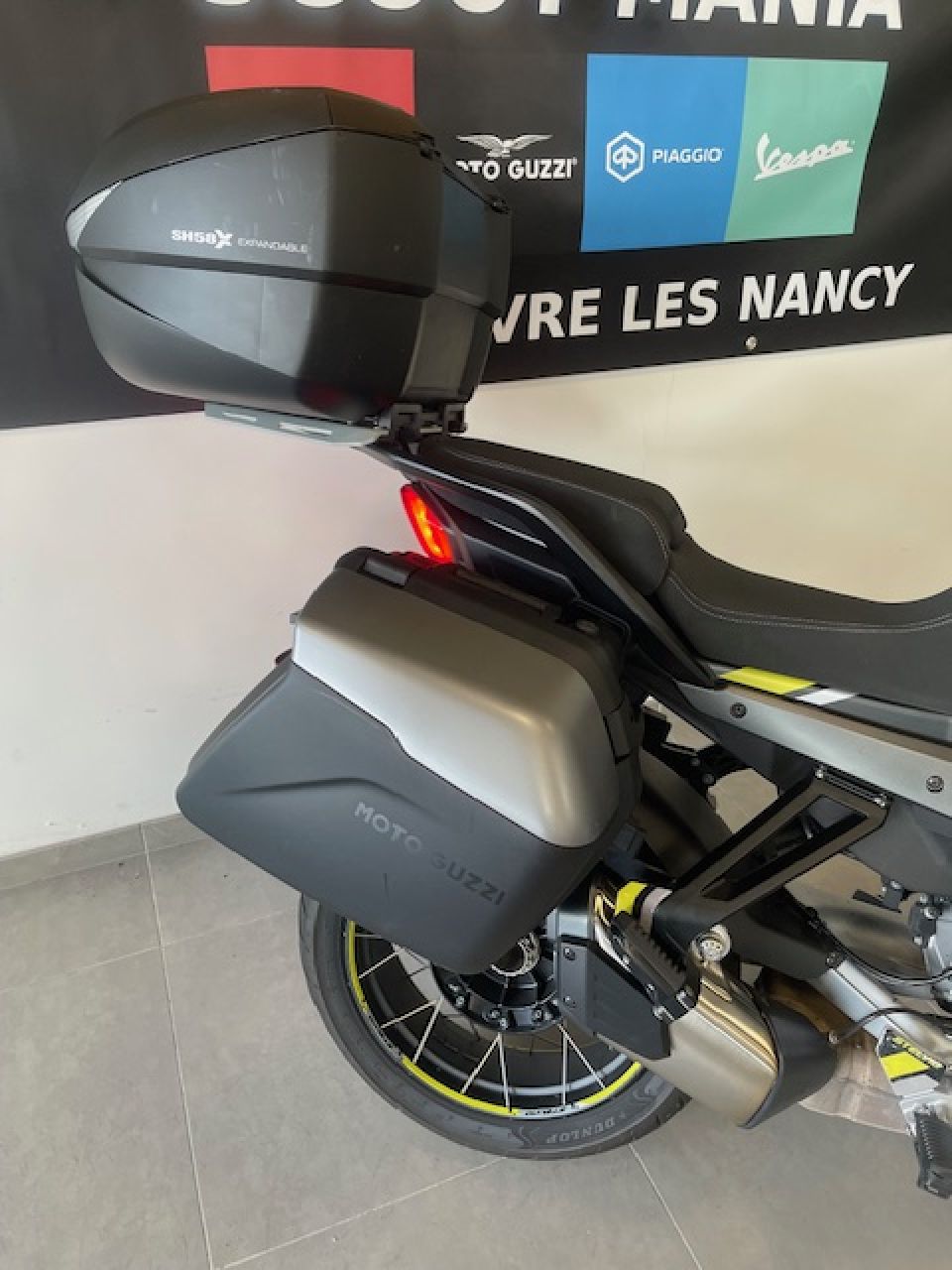 MOTO GUZZI STELVIO 4