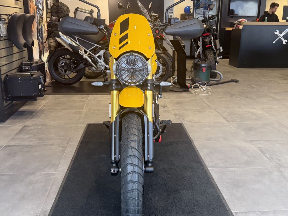 TRIUMPH Scrambler 400 X 4