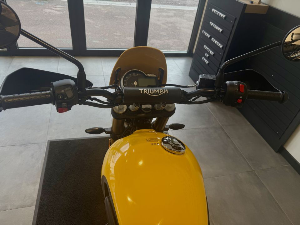 TRIUMPH Scrambler 400 X 4