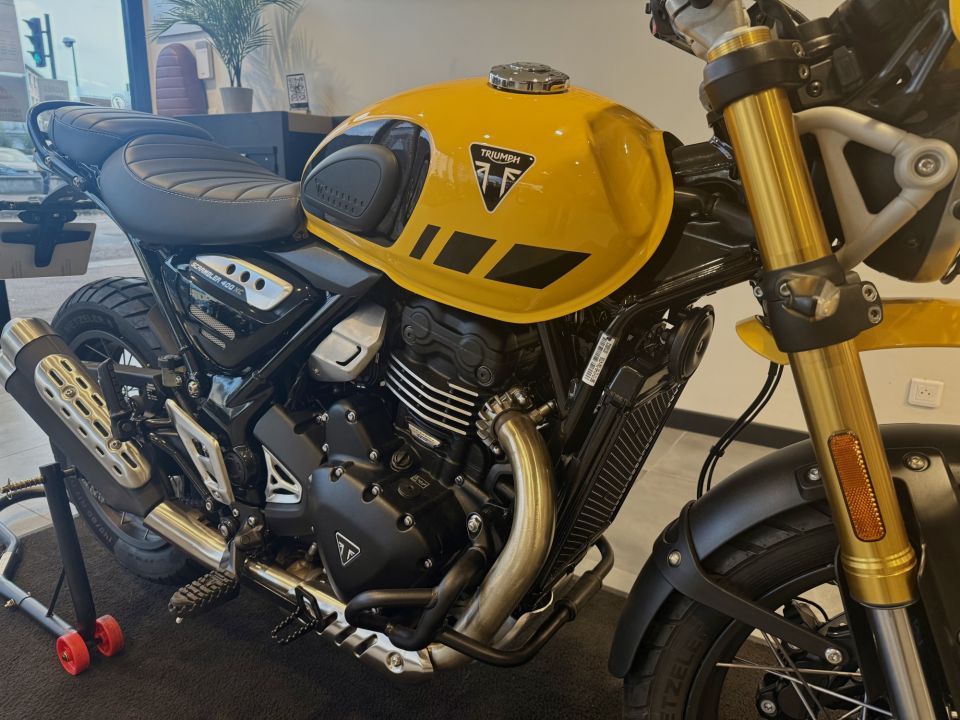 TRIUMPH Scrambler 400 X 4