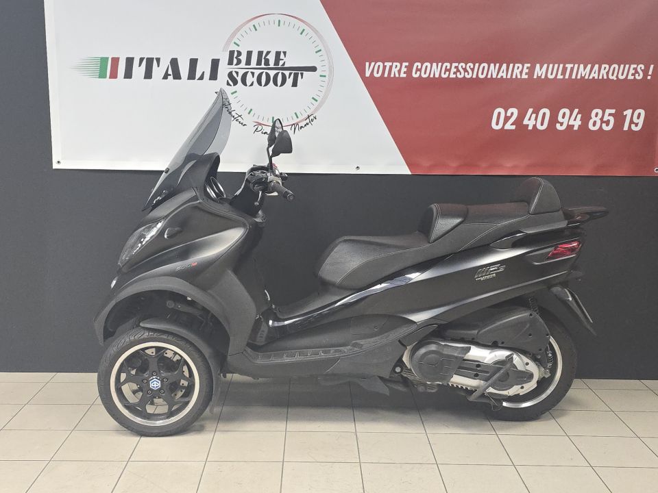 PIAGGIO MP3 500 4