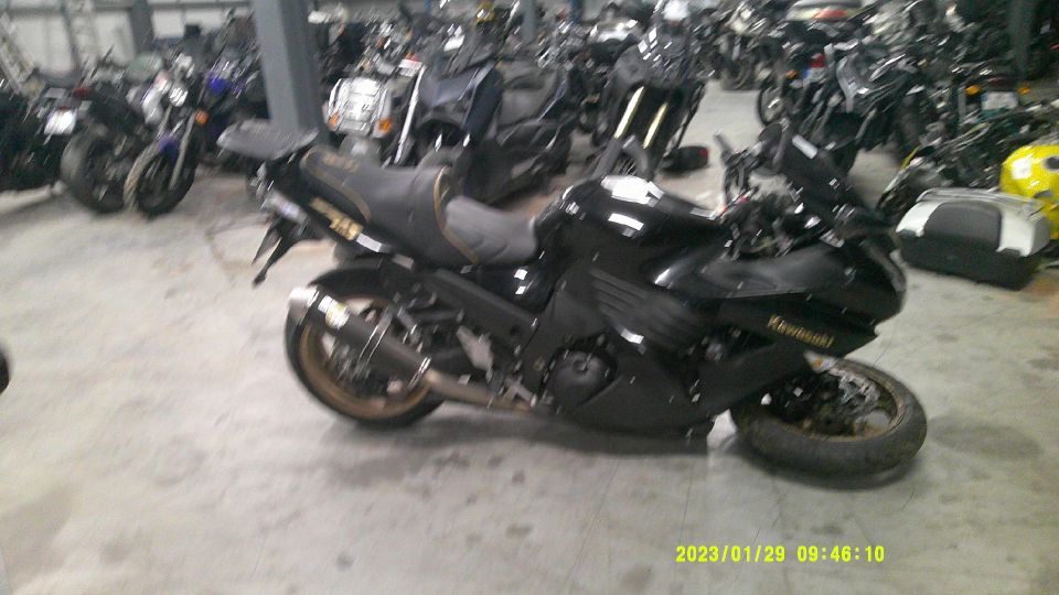 KAWASAKI ZZR 1400 4