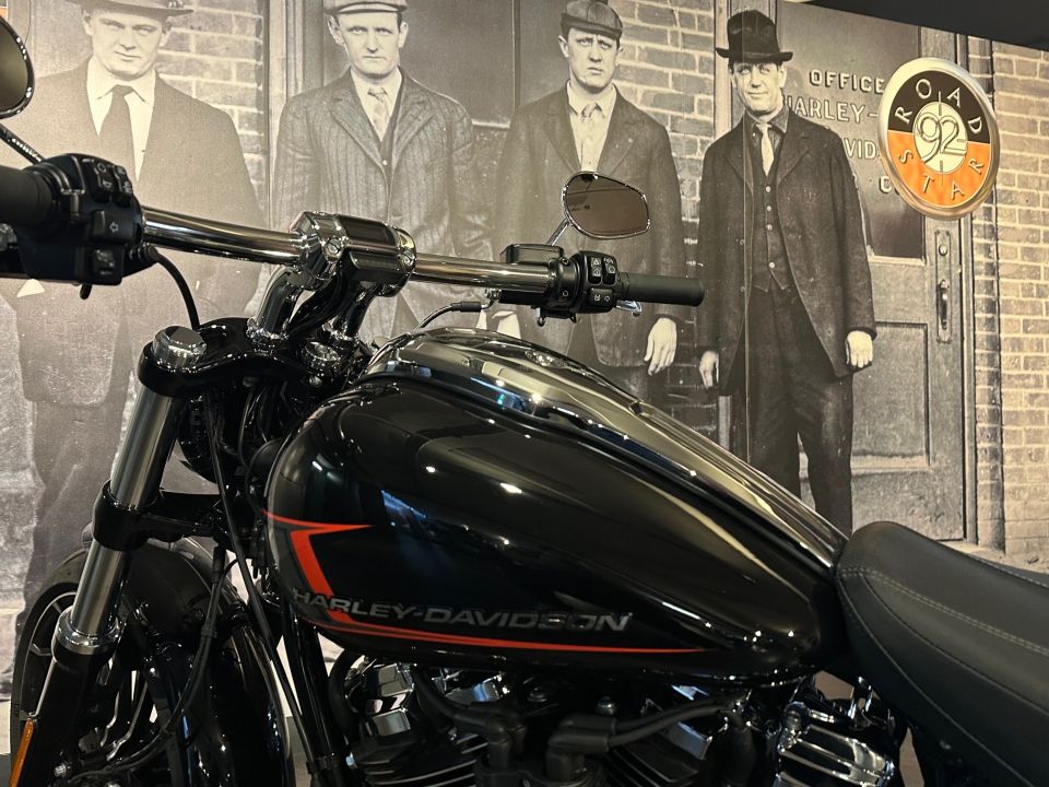 HARLEY-DAVIDSON SOFTAIL BREAKOUT 1923 4