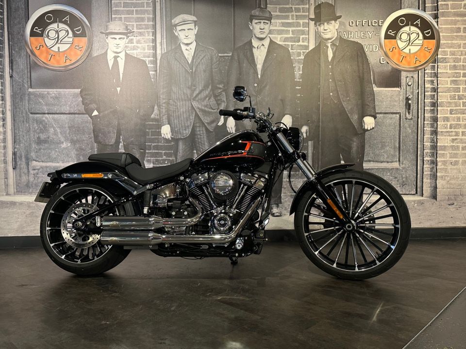 HARLEY-DAVIDSON SOFTAIL BREAKOUT 1923 4