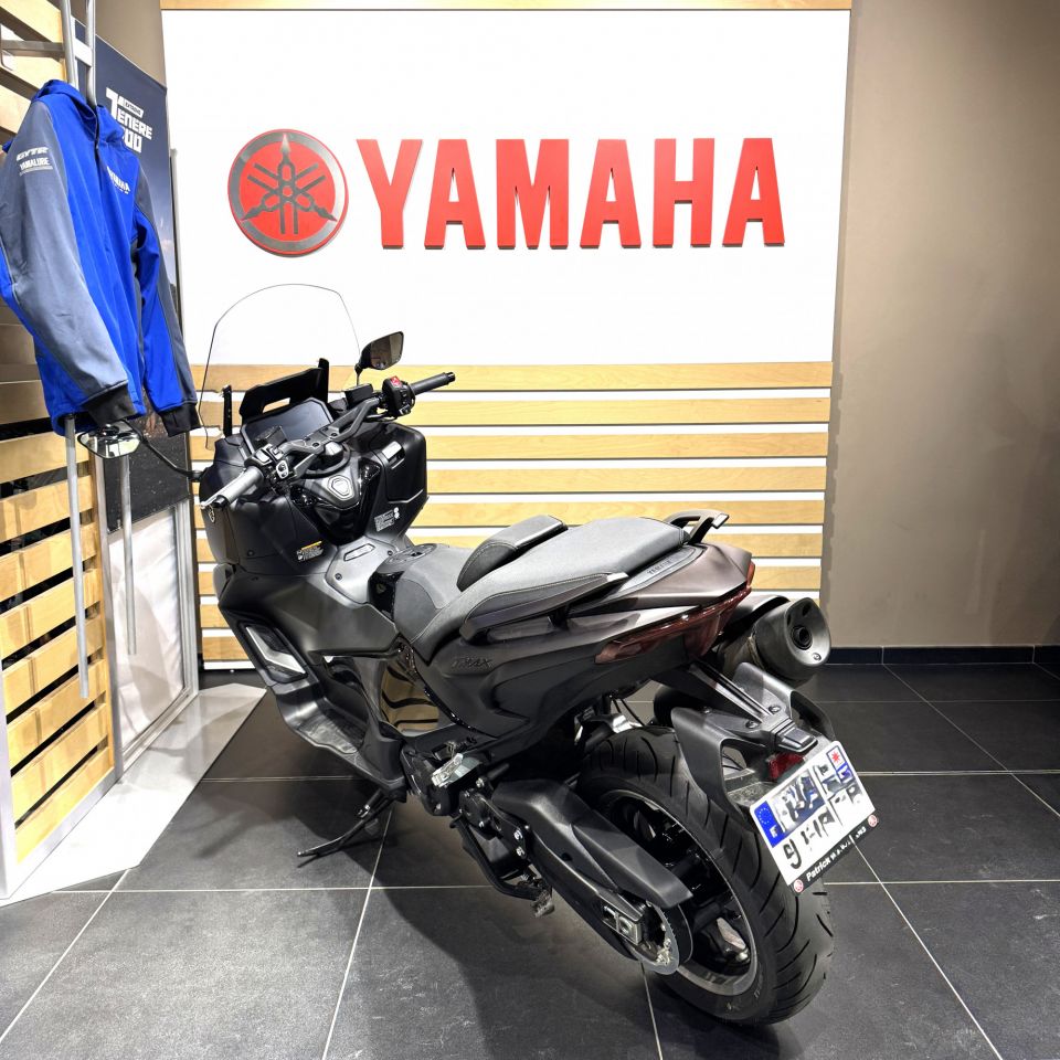 YAMAHA XP T-MAX 560 TECH MAX 4