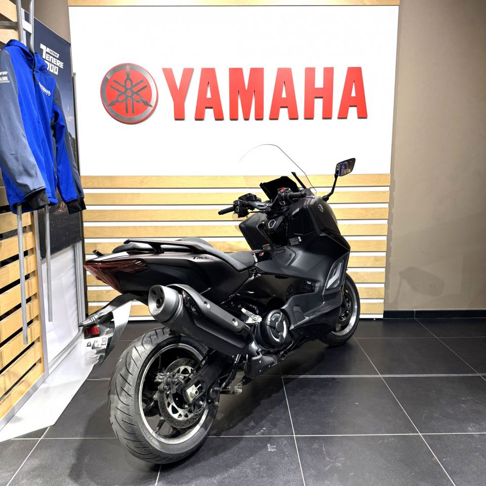 YAMAHA XP T-MAX 560 TECH MAX 4
