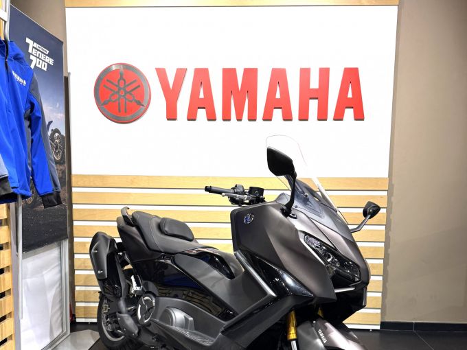 YAMAHA XP T-MAX 560 TECH MAX 4