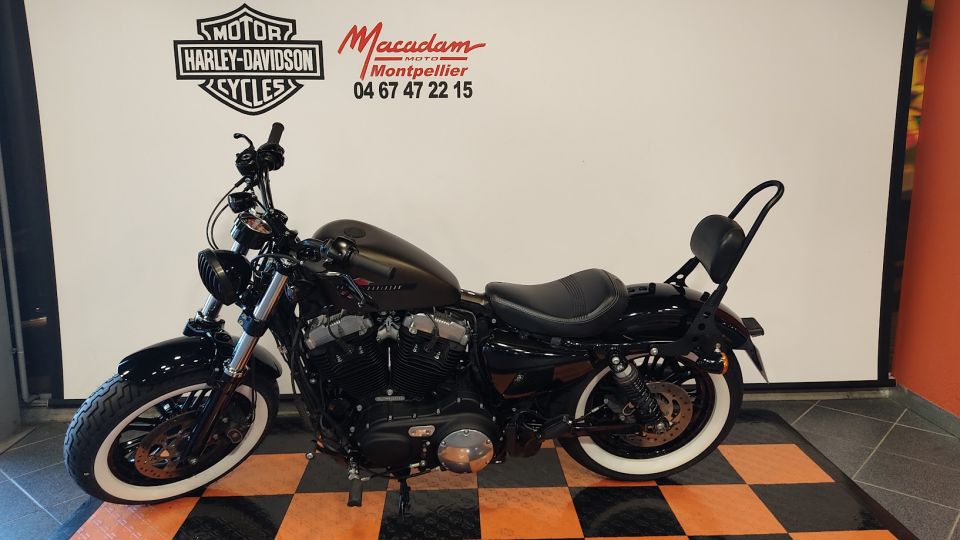 HARLEY-DAVIDSON SPORTSTER FORTY-EIGHT 1200 4