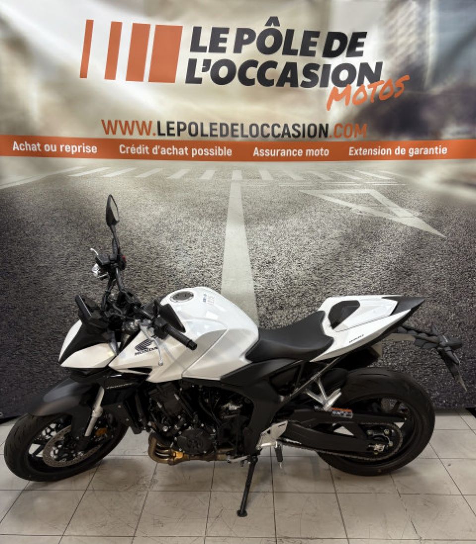 HONDA CB 1000 Hornet 4