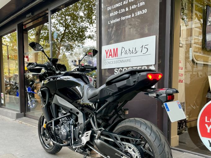 YAMAHA TRACER 9 4