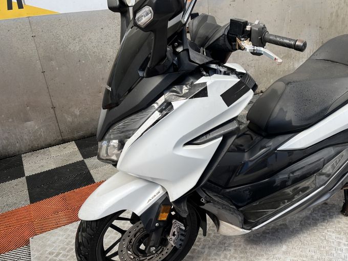 HONDA NSS FORZA 125 4