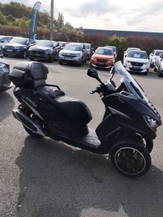 PEUGEOT METROPOLIS 400 SW - 2023