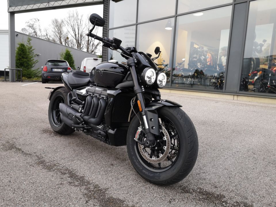 TRIUMPH ROCKET 3 R STORM 4