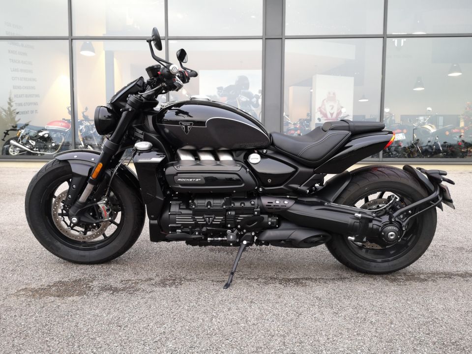 TRIUMPH ROCKET 3 R STORM 4