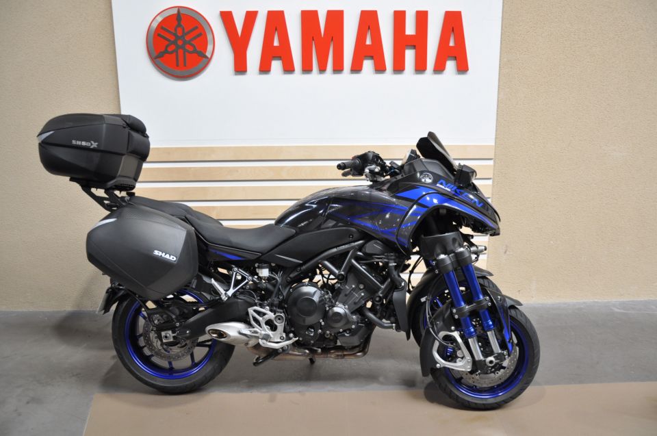 YAMAHA niken 850 4