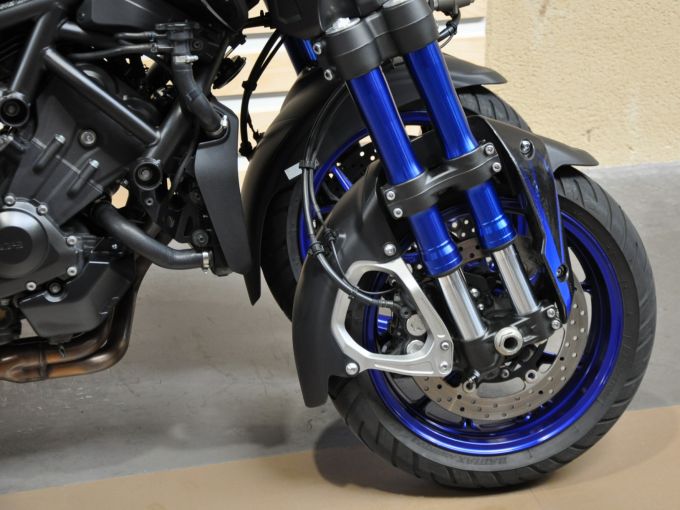 YAMAHA niken 850 4