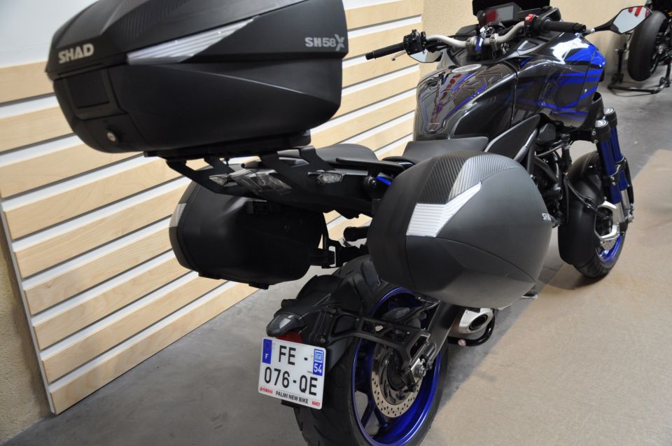 YAMAHA niken 850 4