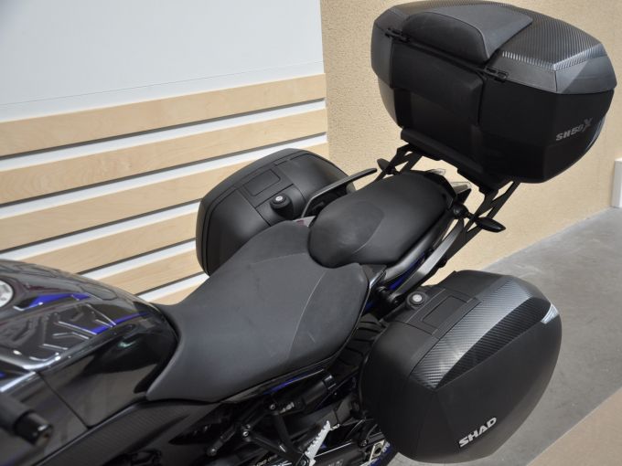 YAMAHA niken 850 4