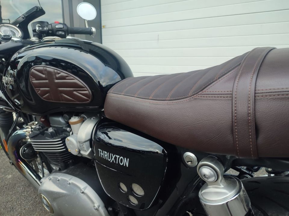 TRIUMPH THRUXTON 1200 4