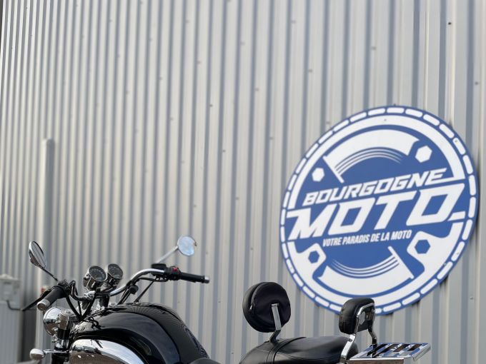 TRIUMPH Rocket III Classic 4