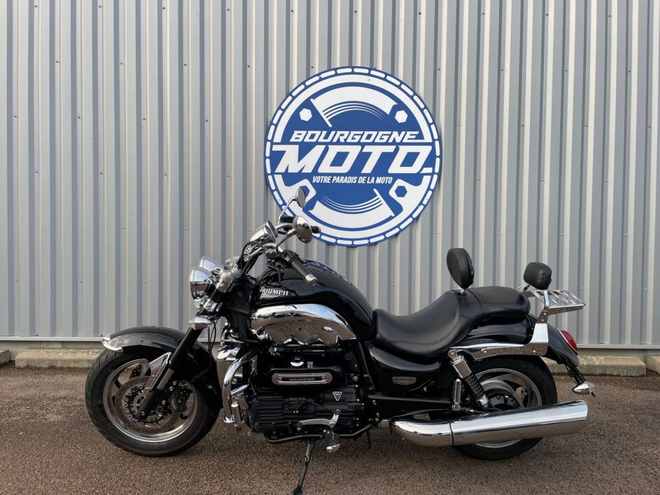 TRIUMPH Rocket III Classic 4