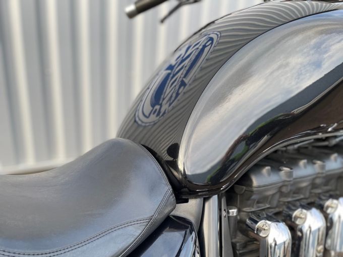TRIUMPH Rocket III Classic 4