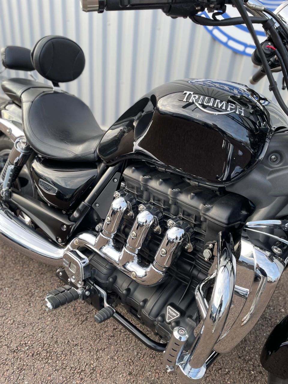 TRIUMPH Rocket III Classic 4