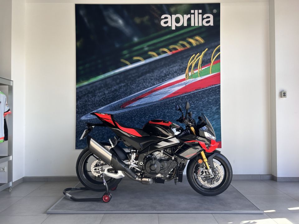 APRILIA TUONO 1100 V4 FACTORY 4
