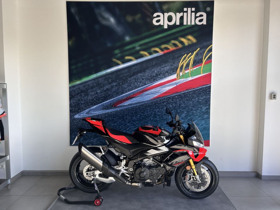APRILIA TUONO 1100 V4 FACTORY 4