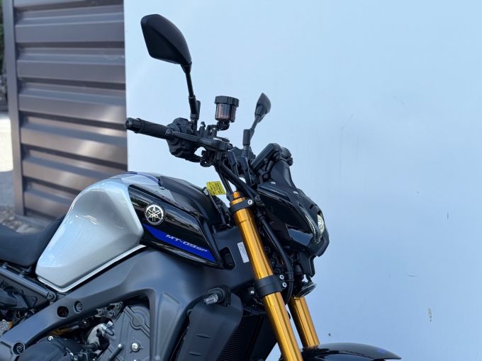 YAMAHA MT-09 SP 4