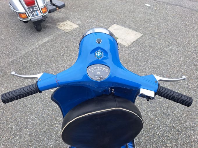 VESPA GRANTURISMO 125 4