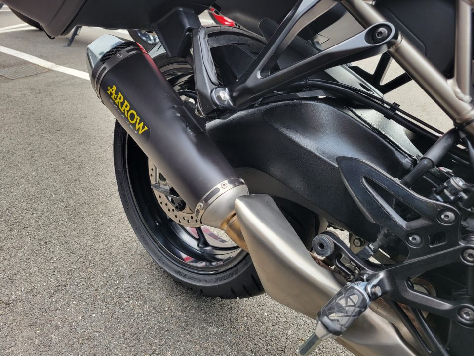 SUZUKI GSX-S 1000 GT 4