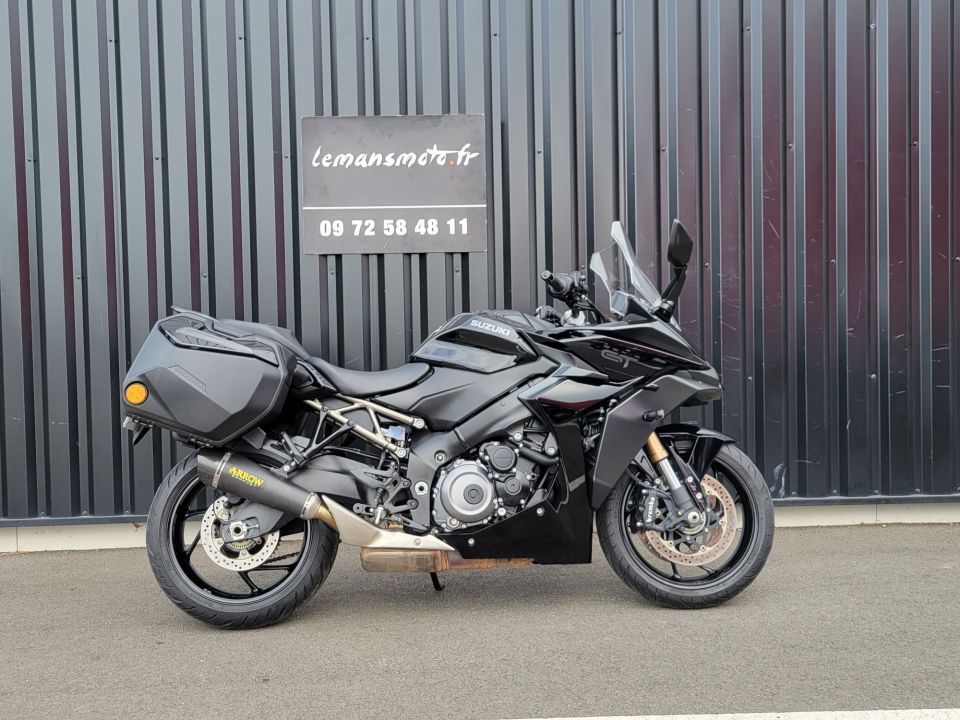 SUZUKI GSX-S 1000 GT 4