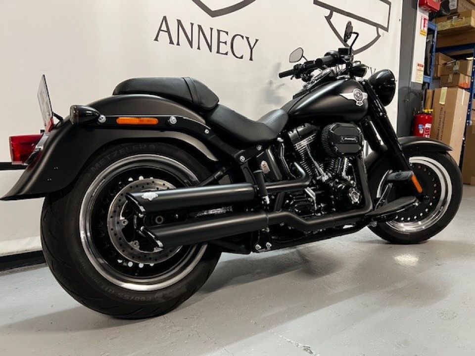 HARLEY-DAVIDSON SOFTAIL FAT BOY 1800 S 4