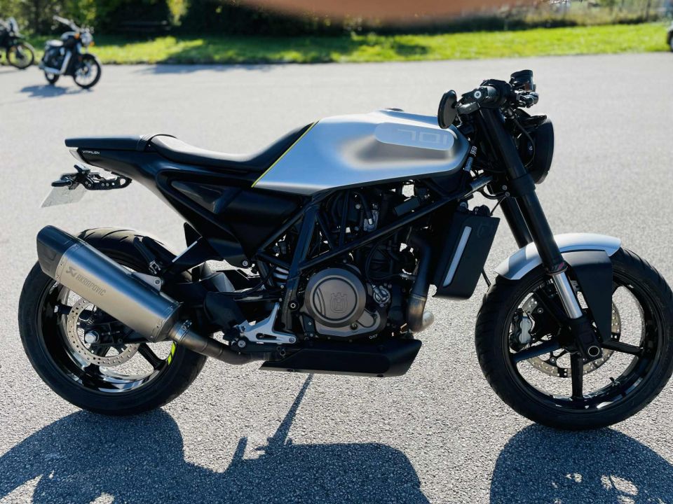 HUSQVARNA 701 VITPILEN 4