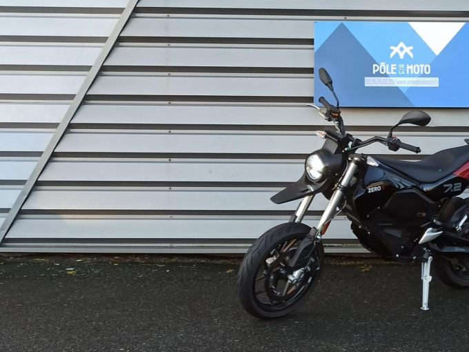 ZERO MOTORCYCLES FXE 7.2 4