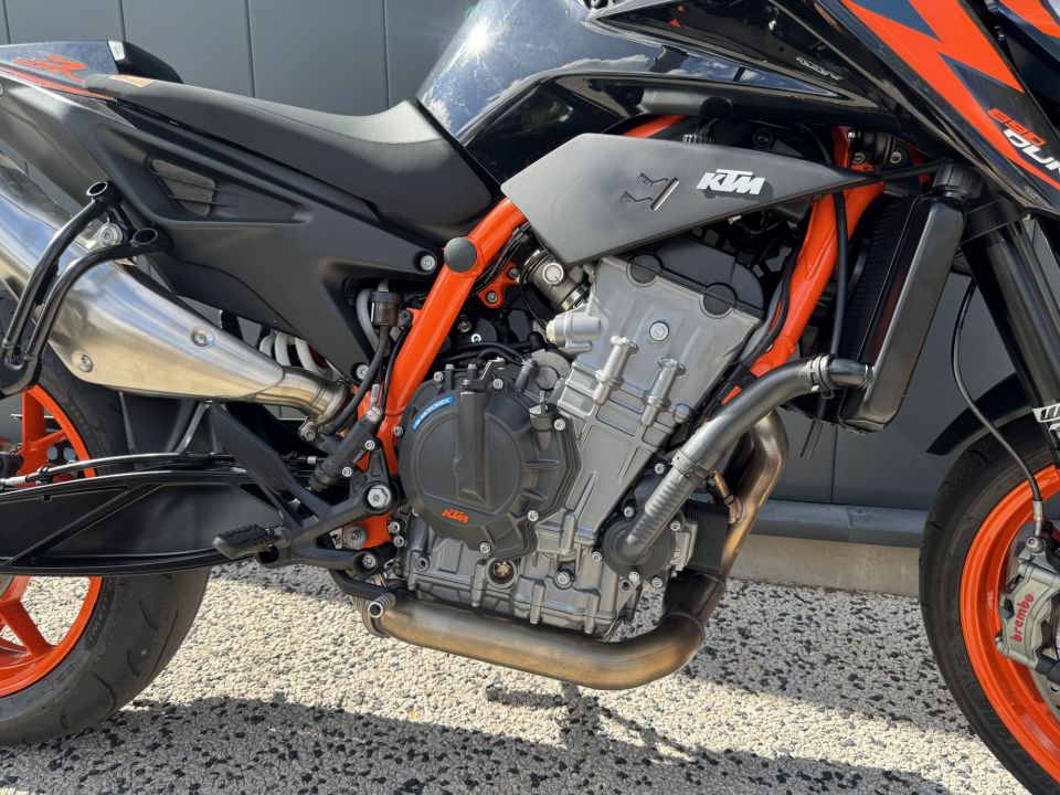 KTM KTM 890 DUKE R 2022 4