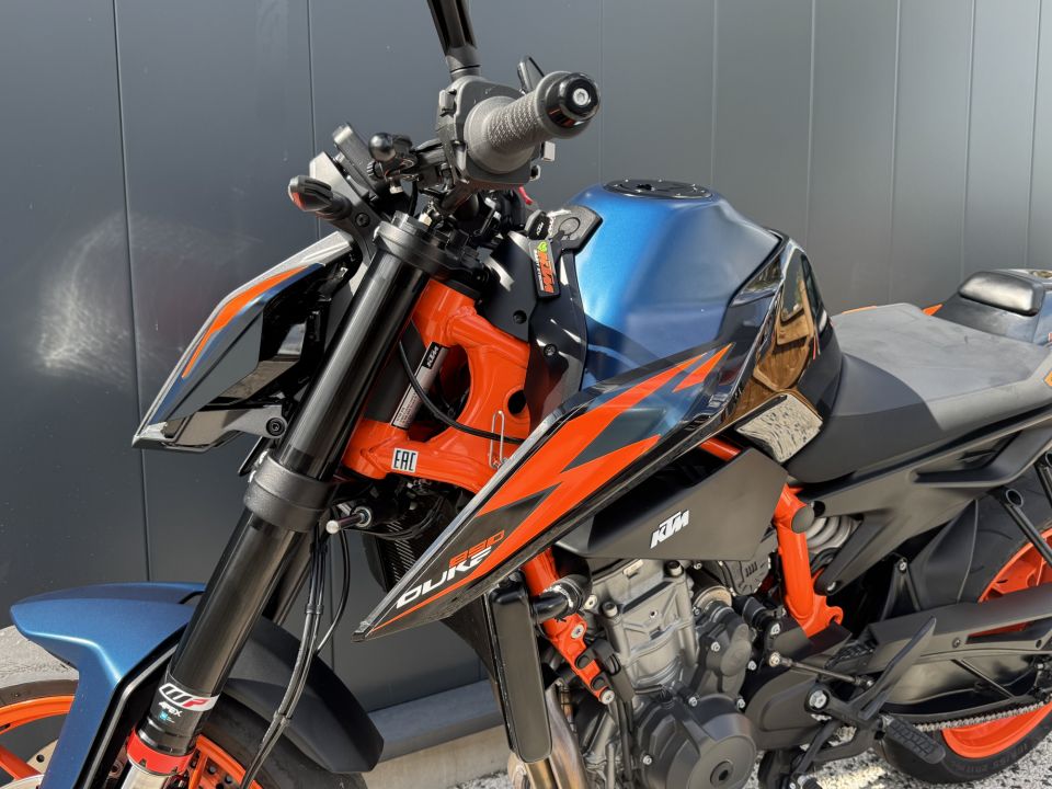 KTM KTM 890 DUKE R 2022 4