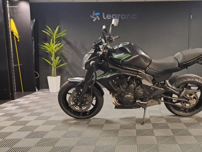 KAWASAKI ER-6 4