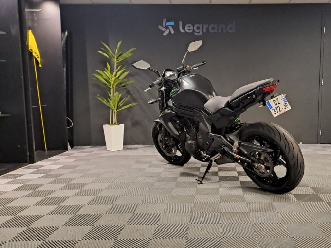KAWASAKI ER-6 4