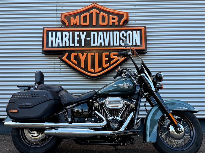 HARLEY-DAVIDSON SOFTAIL HERITAGE 1868 CLASSIC 4