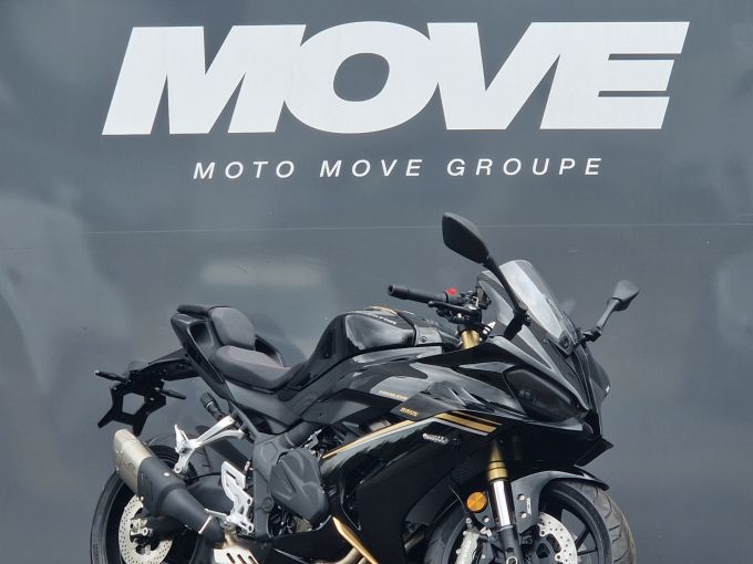QJ MOTOR SRK 800 RR 4