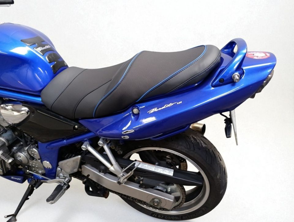 SUZUKI GSF 600 BANDIT 4