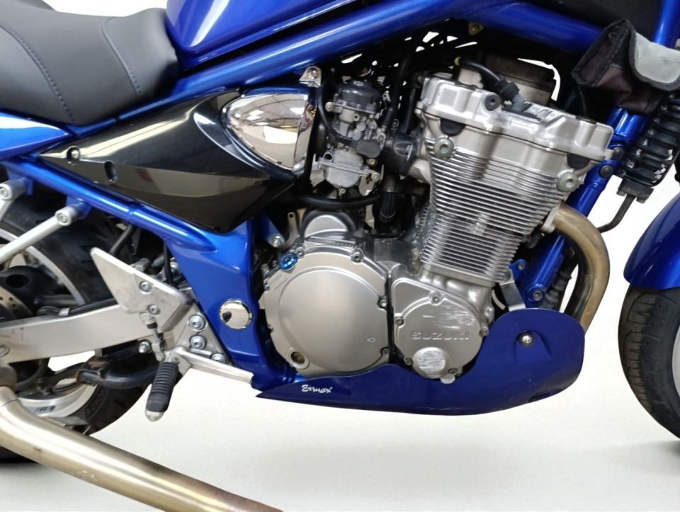 SUZUKI GSF 600 BANDIT 4