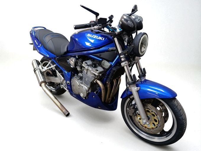 SUZUKI GSF 600 BANDIT 4