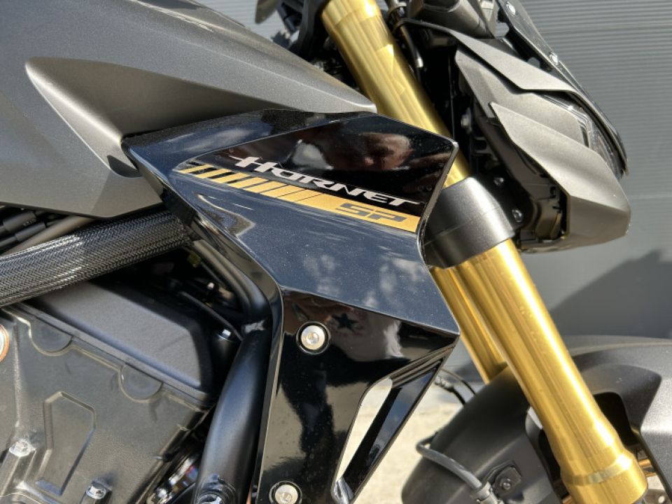 HONDA CB1000 Hornet SP 4