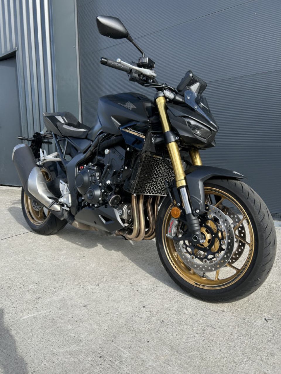 HONDA CB1000 Hornet SP 4