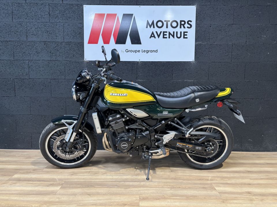 KAWASAKI Z 900 RS 4